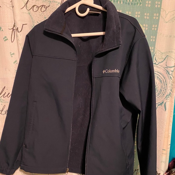 Columbia Jackets & Blazers - Columbia jacket. Pet friendly home.